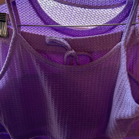 Beautiful 3 piece sleep set in purple. No tags. size large. Wash/hung to dry. - Picture 2 of 6